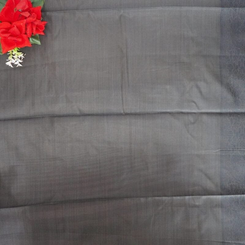 Khadhi Silk With Pochampalli -MB757(945) - Image 3