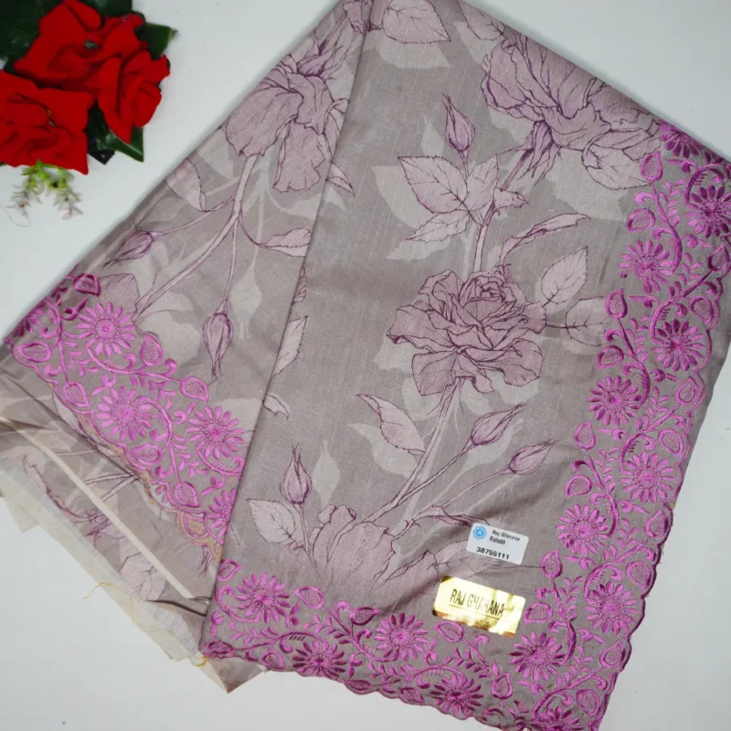 Khadhi Silk With Cut Work -MB726(106) - Image 4