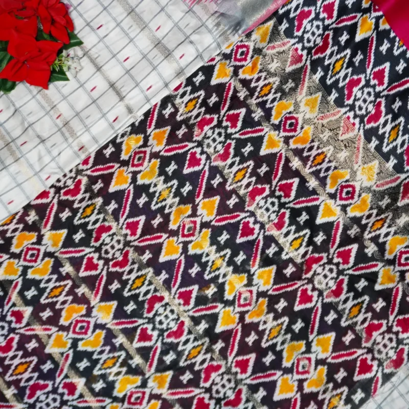 White Special Pochampalli Checks Sarees-MB390 - Image 3