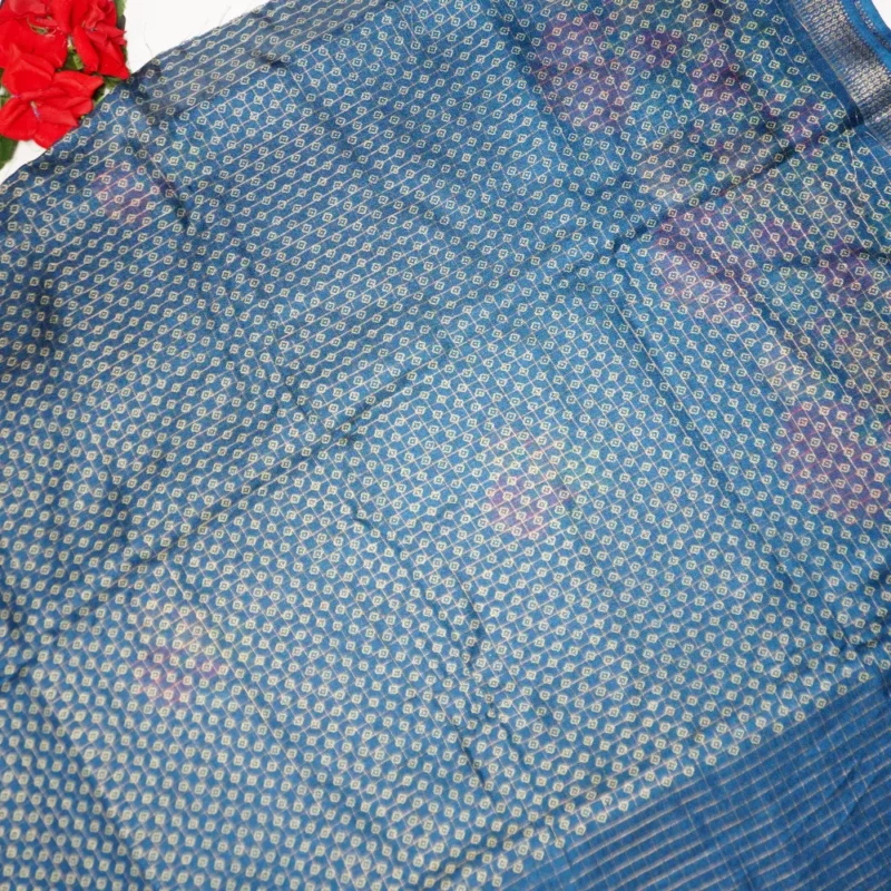 Mangalagiri Checkes Georgette Sarees -MB408 - Image 2