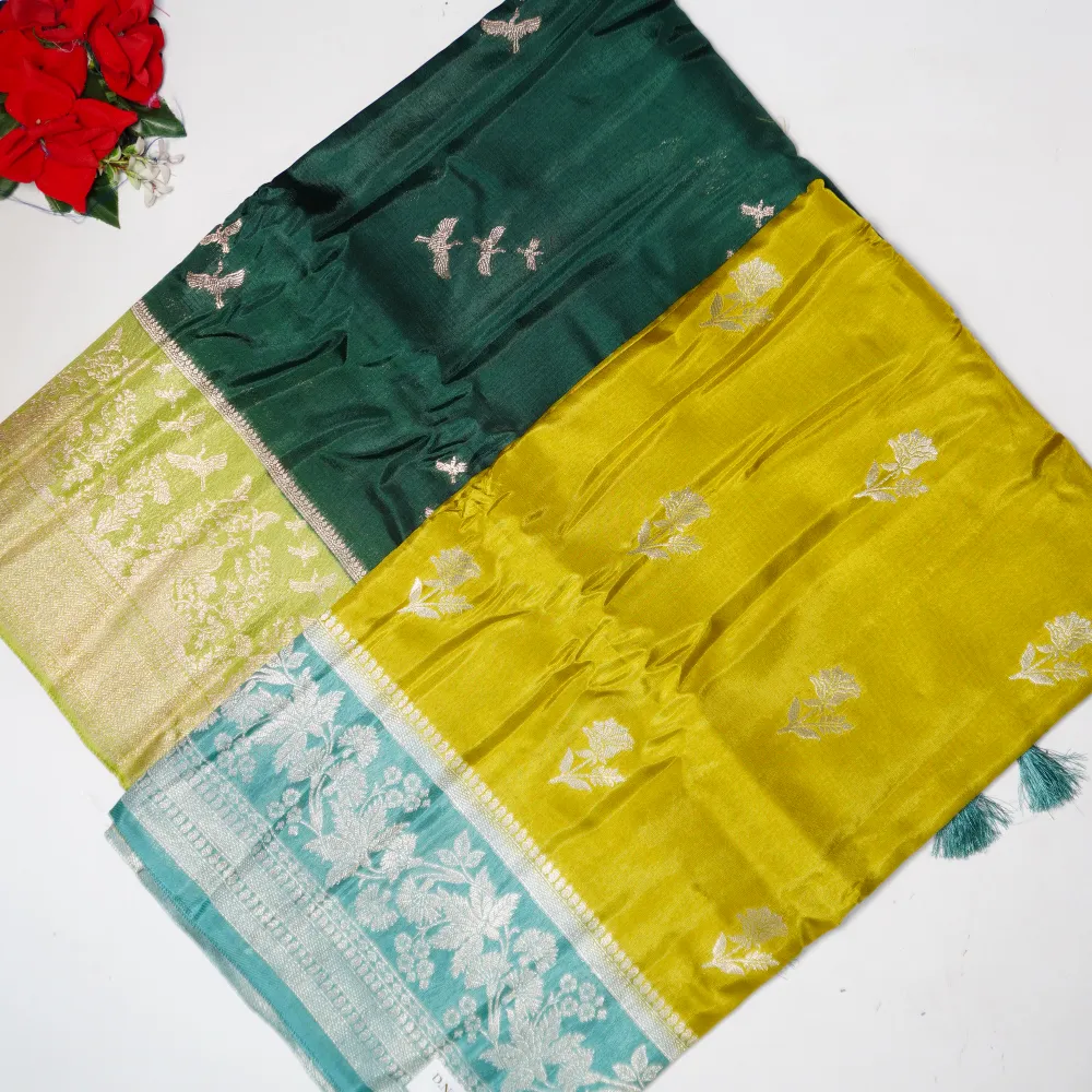 593 (17) Pure Russian Crape Opposite Boarder Sarees Offer Sale-MB593 - Image 1