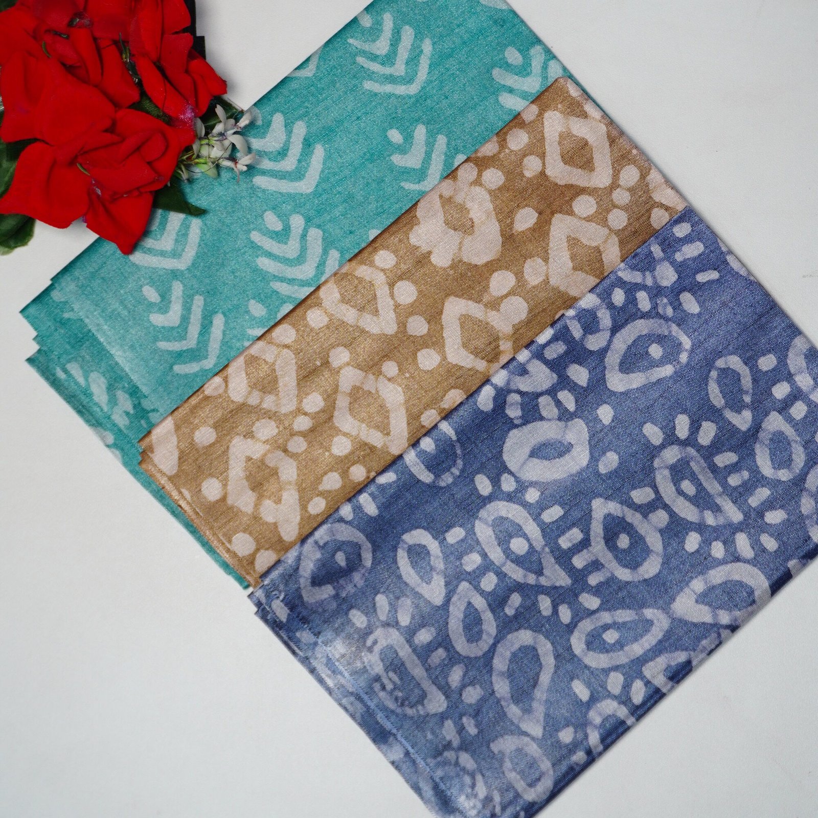 1009 (1) Khadi Batic 1 mtr Blouse Pieces-MB1009 - Image 1