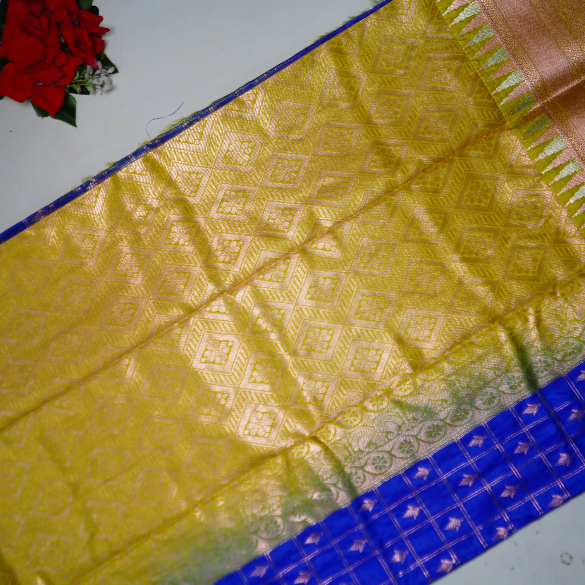 Primium Gadwal Mangalagiri Checks -MB677(825) - Image 3